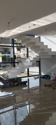 Imagem Sobrado com 6 Quartos à Venda, em Itaguaçu - São Francisco Do Sul Imagem Sobrado com 6 Quartos à Venda, em Itaguaçu - São Francisco Do Sul
