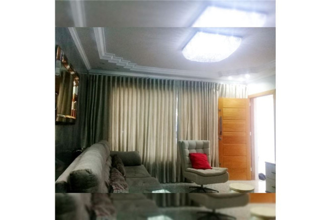 Imagem Casa com 3 Quartos à Venda, 220 m² em Jardim Cristiane - Santo André