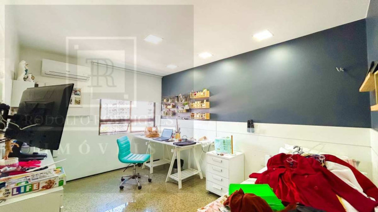 Imagem Apartamento com 3 Quartos à Venda, 205 m² em Meireles - Fortaleza Imagem Apartamento com 3 Quartos à Venda, 205 m² em Meireles - Fortaleza