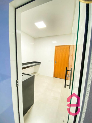 Imagem Sobrado com 3 Quartos à Venda, em Jardim Presidente - Goiânia Imagem Sobrado com 3 Quartos à Venda, em Jardim Presidente - Goiânia