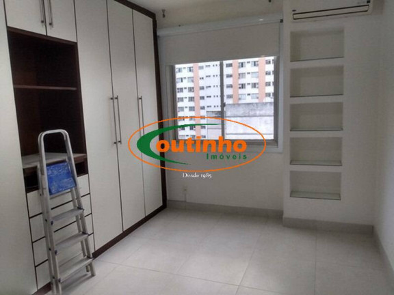 Imagem Cobertura com 3 Quartos à Venda, 200 m² em Tijuca - Rio De Janeiro Imagem Cobertura com 3 Quartos à Venda, 200 m² em Tijuca - Rio De Janeiro
