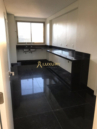 Imagem Imóvel com 4 Quartos à Venda, 174 m² em Vale Do Sereno - Nova Lima Imagem Imóvel com 4 Quartos à Venda, 174 m² em Vale Do Sereno - Nova Lima