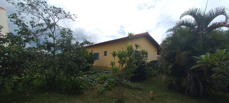 Imagem Chácara com 4 Quartos à Venda, 450 m² em Jardim Das Flores - Cesário Lange Imagem Chácara com 4 Quartos à Venda, 450 m² em Jardim Das Flores - Cesário Lange