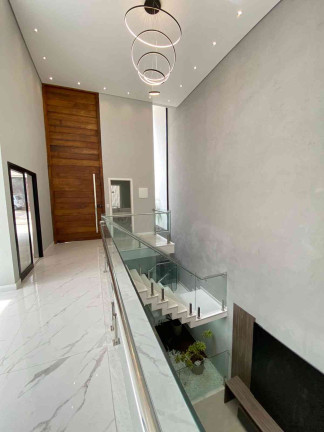Imagem Casa com 4 Quartos à Venda, 230 m² em Aruã - Mogi Das Cruzes Imagem Casa com 4 Quartos à Venda, 230 m² em Aruã - Mogi Das Cruzes