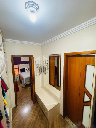 Imagem Casa com 3 Quartos à Venda, 287 m² em São Lucas - São Paulo