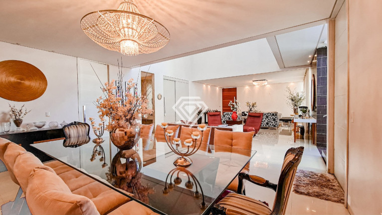 Imagem Sobrado com 5 Quartos à Venda, 1.080 m² em Plano Diretor Sul - Palmas Imagem Sobrado com 5 Quartos à Venda, 1.080 m² em Plano Diretor Sul - Palmas
