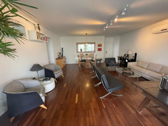 Imóvel com 4 Quartos à Venda, 210 m² em Vila Suzana - São Paulo