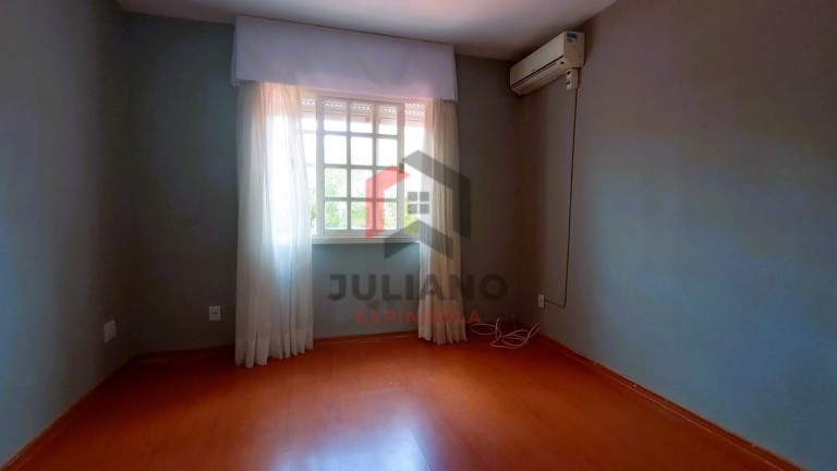 Imagem Casa com 2 Quartos à Venda, 101 m² em Jardim Itu - Porto Alegre Imagem Casa com 2 Quartos à Venda, 101 m² em Jardim Itu - Porto Alegre