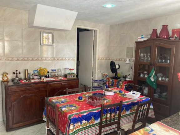Imagem Casa com 6 Quartos à Venda, 285 m² em Piratininga - Niterói Imagem Casa com 6 Quartos à Venda, 285 m² em Piratininga - Niterói