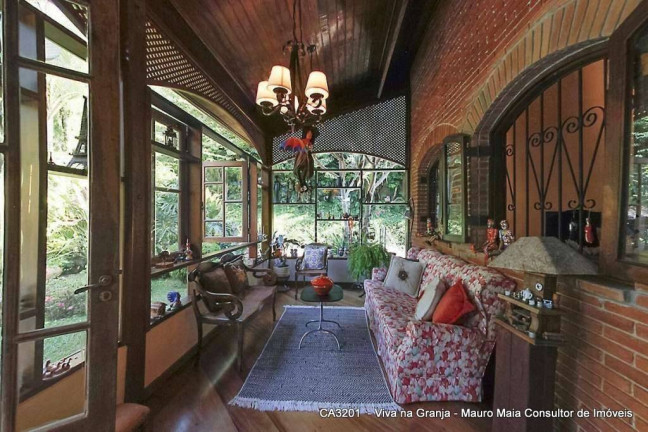 Imagem Casa com 4 Quartos à Venda, 4.400 m² em Pousada Dos Bandeirantes - Carapicuíba