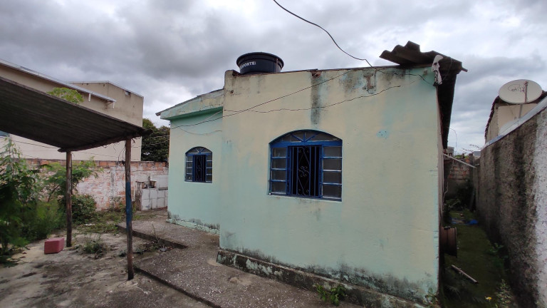Imagem Casa com 3 Quartos à Venda, 210 m² em Veneza - Ribeirão Das Neves
