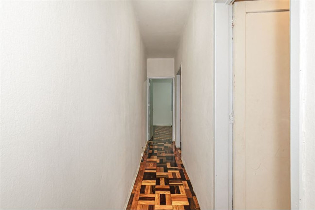 Imagem Imóvel com 1 Quarto à Venda, em Auxiliadora - Porto Alegre Imagem Imóvel com 1 Quarto à Venda, em Auxiliadora - Porto Alegre