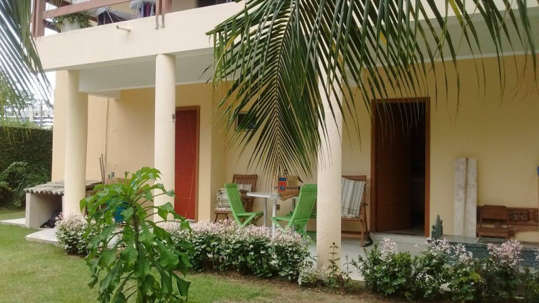 Imagem Casa com 3 Quartos à Venda, 295 m² em Buraquinho - Lauro De Freitas