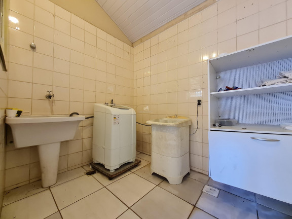 Imagem Casa com 4 Quartos à Venda, 252 m² em Centro - Balneário Camboriú Imagem Casa com 4 Quartos à Venda, 252 m² em Centro - Balneário Camboriú