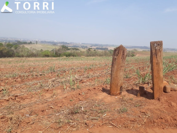 Imagem Imóvel com 1 Quarto à Venda, 242.000 m² em Centro - Capivari Imagem Imóvel com 1 Quarto à Venda, 242.000 m² em Centro - Capivari