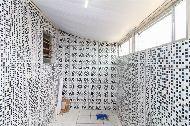 Imagem Casa com 2 Quartos à Venda, em Vila Nova - Porto Alegre Imagem Casa com 2 Quartos à Venda, em Vila Nova - Porto Alegre