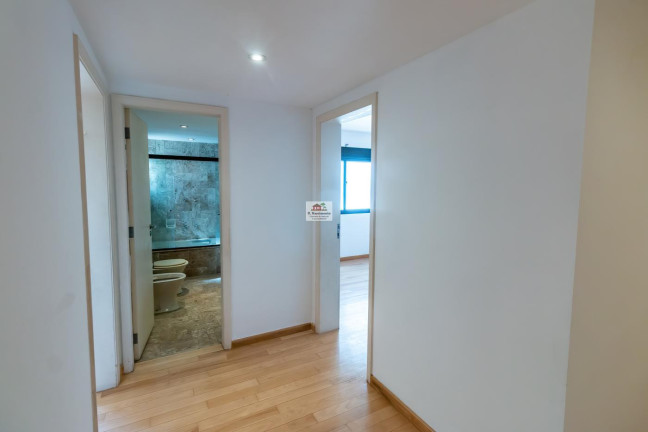 Imagem Apartamento com 3 Quartos para Alugar, 240 m² em Itaim Bibi - São Paulo Imagem Apartamento com 3 Quartos para Alugar, 240 m² em Itaim Bibi - São Paulo