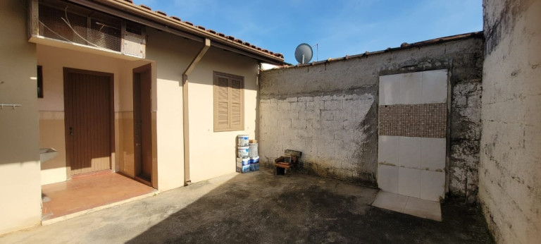 Imagem Casa com 2 Quartos à Venda, 146 m² em Maria áurea - Pindamonhangaba Imagem Casa com 2 Quartos à Venda, 146 m² em Maria áurea - Pindamonhangaba