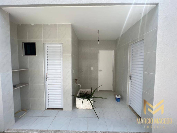 Imagem Casa com 4 Quartos à Venda, 300 m² em Cidade Alpha - Eusébio Imagem Casa com 4 Quartos à Venda, 300 m² em Cidade Alpha - Eusébio
