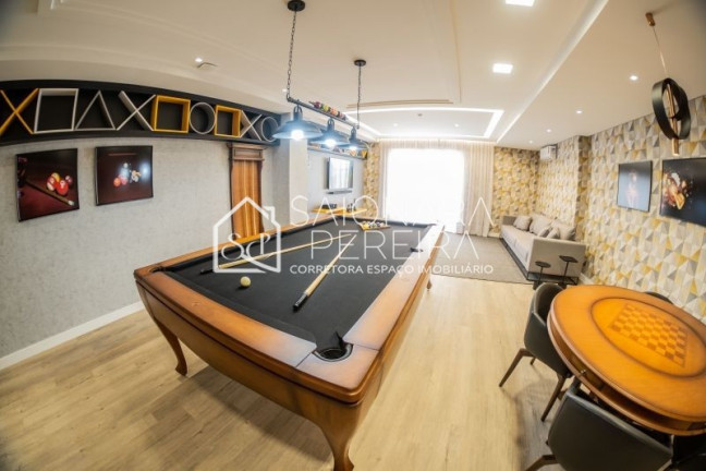 Imagem Apartamento com 2 Quartos à Venda, 85 m² em Centro - Florianópolis