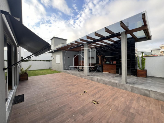 Imagem Casa com 5 Quartos à Venda, 375 m² em São João Do Rio Vermelho - Florianópolis Imagem Casa com 5 Quartos à Venda, 375 m² em São João Do Rio Vermelho - Florianópolis