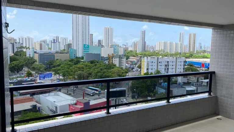 Apartamento com 4 Quartos para Alugar, 208 m² em Casa Forte - Recife