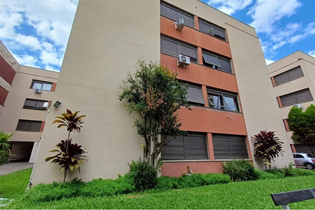 Imagem Imóvel com 3 Quartos à Venda, 111 m² em Rio Branco - Porto Alegre Imagem Imóvel com 3 Quartos à Venda, 111 m² em Rio Branco - Porto Alegre