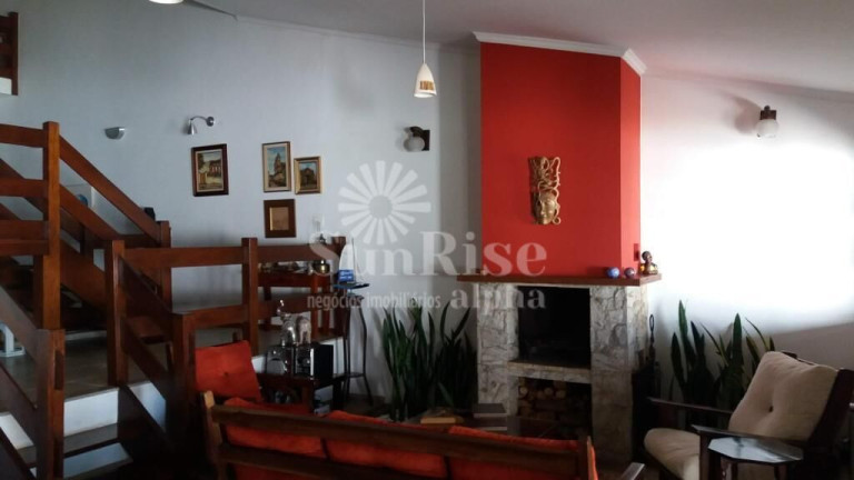 Imagem Casa com 3 Quartos à Venda, 293 m² em Vila Rosália - Guarulhos Imagem Casa com 3 Quartos à Venda, 293 m² em Vila Rosália - Guarulhos