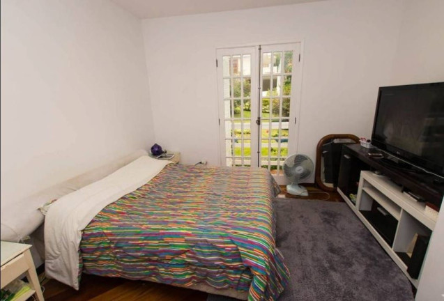 Imagem Casa com 3 Quartos à Venda, 530 m² em Várzea - Teresópolis Imagem Casa com 3 Quartos à Venda, 530 m² em Várzea - Teresópolis