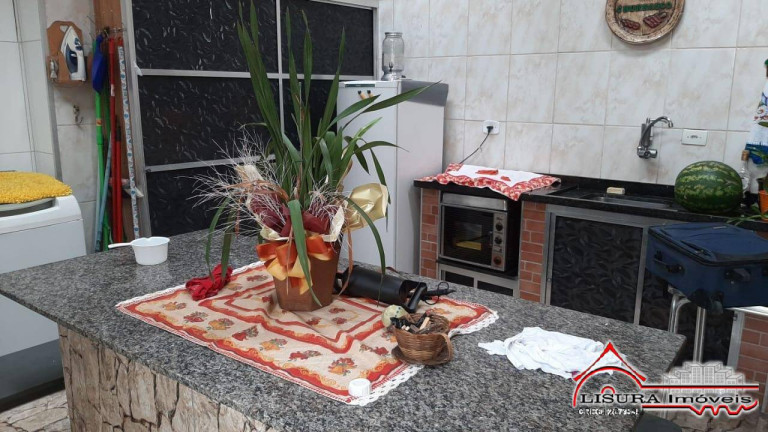 Imagem Casa com 2 Quartos à Venda, 99 m² em Centro - Jacareí Imagem Casa com 2 Quartos à Venda, 99 m² em Centro - Jacareí