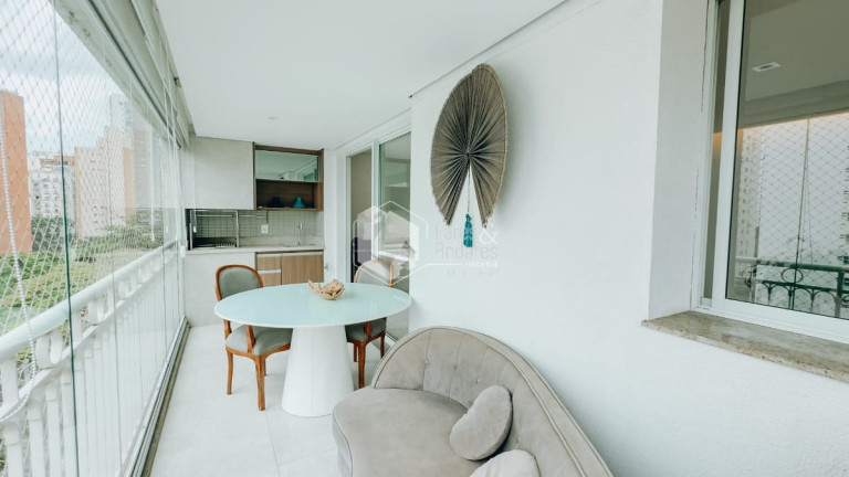 Imagem Apartamento com 3 Quartos à Venda, 143 m² em Moema - São Paulo