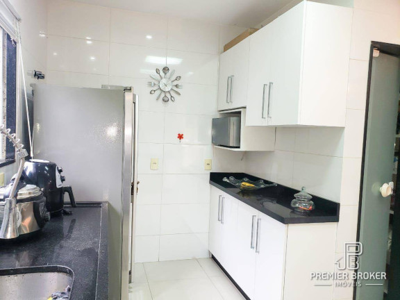 Imagem Casa com 4 Quartos à Venda, 225 m² em Quebra Frascos - Teresópolis Imagem Casa com 4 Quartos à Venda, 225 m² em Quebra Frascos - Teresópolis