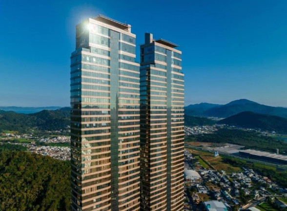 Imagem Apartamento com 3 Quartos à Venda, 160 m² em Pioneiros - Balneário Camboriú Imagem Apartamento com 3 Quartos à Venda, 160 m² em Pioneiros - Balneário Camboriú