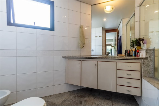 Imagem Apartamento com 3 Quartos à Venda, 245 m² em Vila Suzana - São Paulo Imagem Apartamento com 3 Quartos à Venda, 245 m² em Vila Suzana - São Paulo