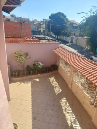 Imagem Sobrado com 3 Quartos à Venda, 255 m² em Vila Júlia - Poá