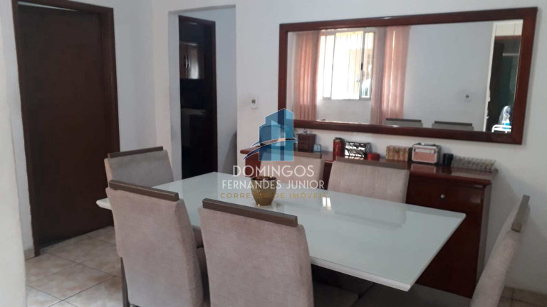 Imagem Casa com 3 Quartos à Venda, 200 m² em Vila Antonieta - São Paulo Imagem Casa com 3 Quartos à Venda, 200 m² em Vila Antonieta - São Paulo