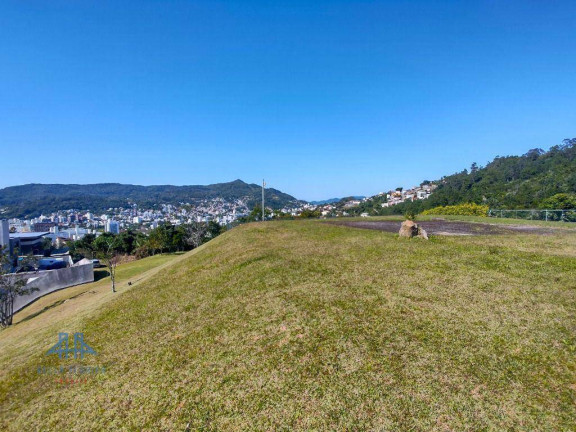 Imagem Terreno à Venda, 720 m² em Trindade - Florianópolis Imagem Terreno à Venda, 720 m² em Trindade - Florianópolis