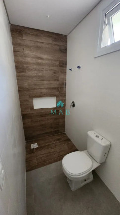 Imagem Casa com 3 Quartos à Venda, 194 m² em Cachoeira Do Bom Jesus - Florianópolis