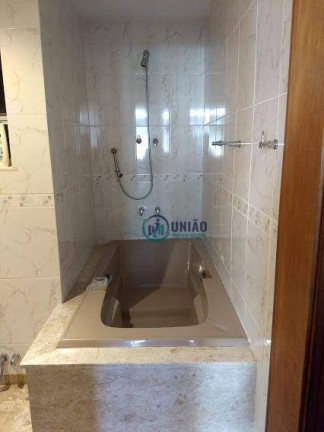 Imagem Apartamento com 4 Quartos à Venda, 222 m² em Icaraí - Niterói