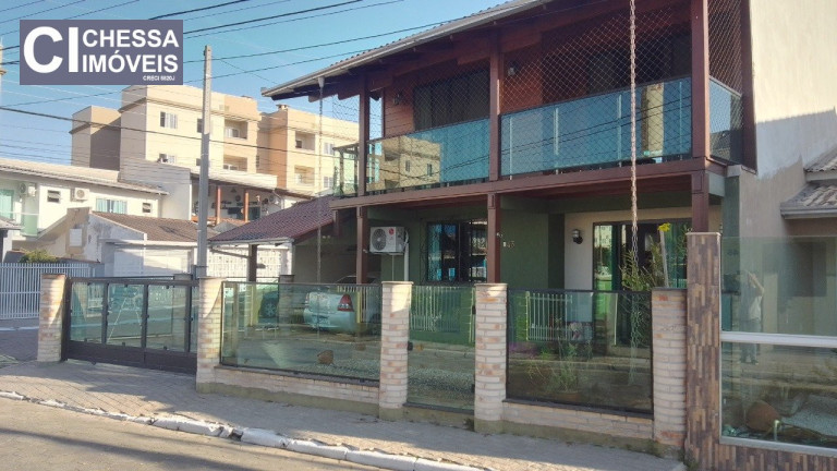 Casa de Condomínio com 3 Quartos à Venda, 155 m² em Cidade Nova - Itajaí