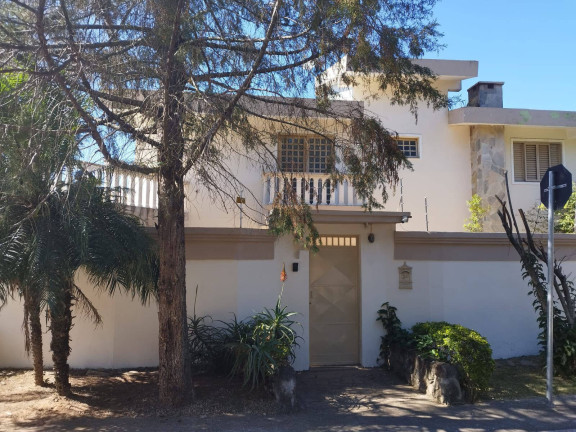 Sobrado com 4 Quartos à Venda, 378 m² em Jardim Maristela - Atibaia