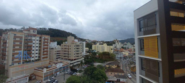Imagem Studio com 1 Quarto à Venda ou Locação, 34 m² em Córrego Grande - Florianópolis