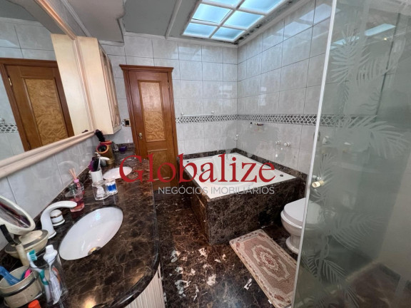Imagem Imóvel com 4 Quartos à Venda, 366 m² em Embaré - Santos Imagem Imóvel com 4 Quartos à Venda, 366 m² em Embaré - Santos
