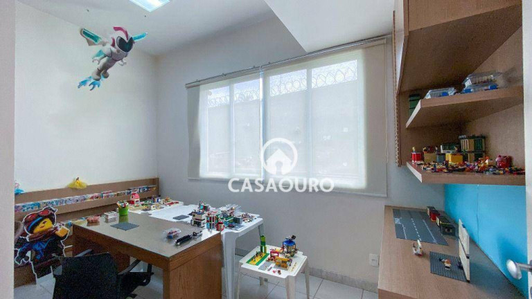 Imagem Casa com 4 Quartos à Venda, 367 m² em Le Cottage - Nova Lima Imagem Casa com 4 Quartos à Venda, 367 m² em Le Cottage - Nova Lima