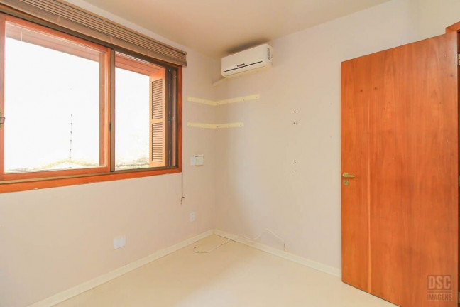 Imagem Casa de Condomínio com 3 Quartos à Venda, 138 m² em Ipanema - Porto Alegre Imagem Casa de Condomínio com 3 Quartos à Venda, 138 m² em Ipanema - Porto Alegre