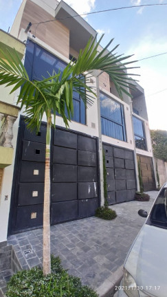 Sobrado com 3 Quartos à Venda,  em Vila Ré - São Paulo
