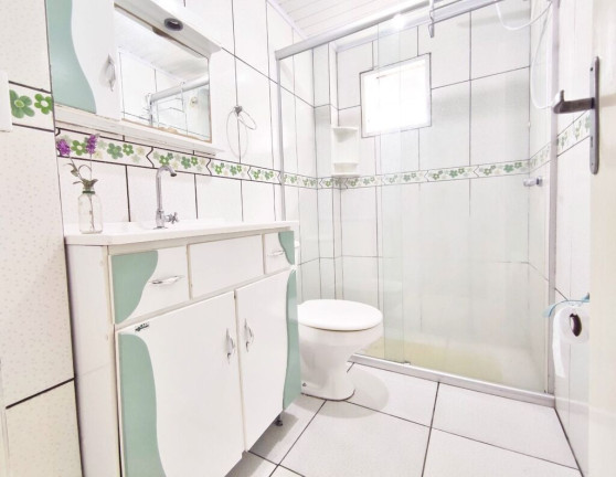Imagem Casa com 2 Quartos à Venda, 121 m² em Partenon - Porto Alegre Imagem Casa com 2 Quartos à Venda, 121 m² em Partenon - Porto Alegre