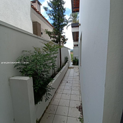 Imagem Casa à Venda, em São Paulo 2 - Cotia Imagem Casa à Venda, em São Paulo 2 - Cotia