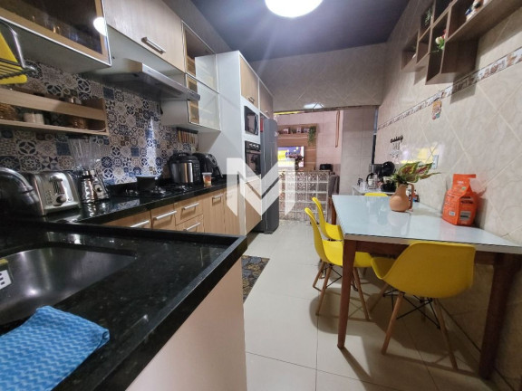 Imagem Casa com 5 Quartos à Venda, 300 m² em Maracangalha - Belém Imagem Casa com 5 Quartos à Venda, 300 m² em Maracangalha - Belém