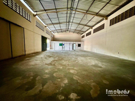 Imagem Galpão para Alugar, 376 m² em Santa Clara - Eusébio Imagem Galpão para Alugar, 376 m² em Santa Clara - Eusébio
